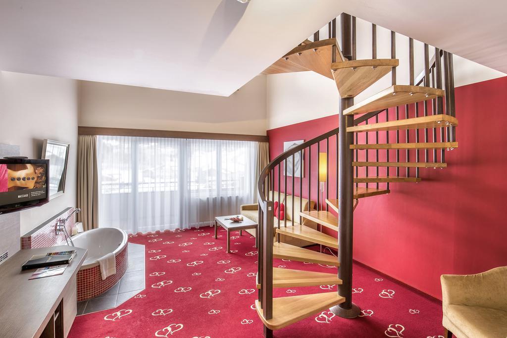 Alpen-Herz Romantik & Spa - Adults Only Ladis Zewnętrze zdjęcie